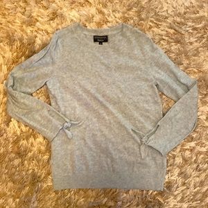 Women’s Banana Republic Sweater, Size Medium